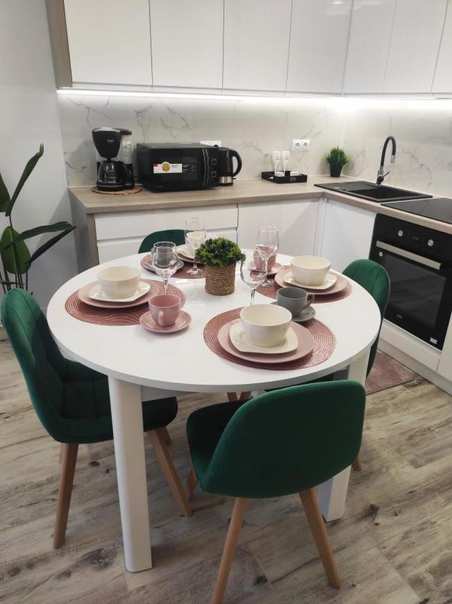 Sun River Apartament อิวาวา ภายนอก รูปภาพ