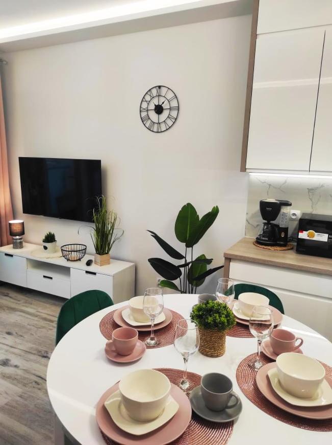Sun River Apartament อิวาวา ภายนอก รูปภาพ